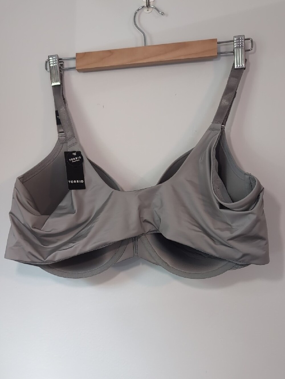 torrid Gray Perfect-Coverage Bra - Picture 3 of 7